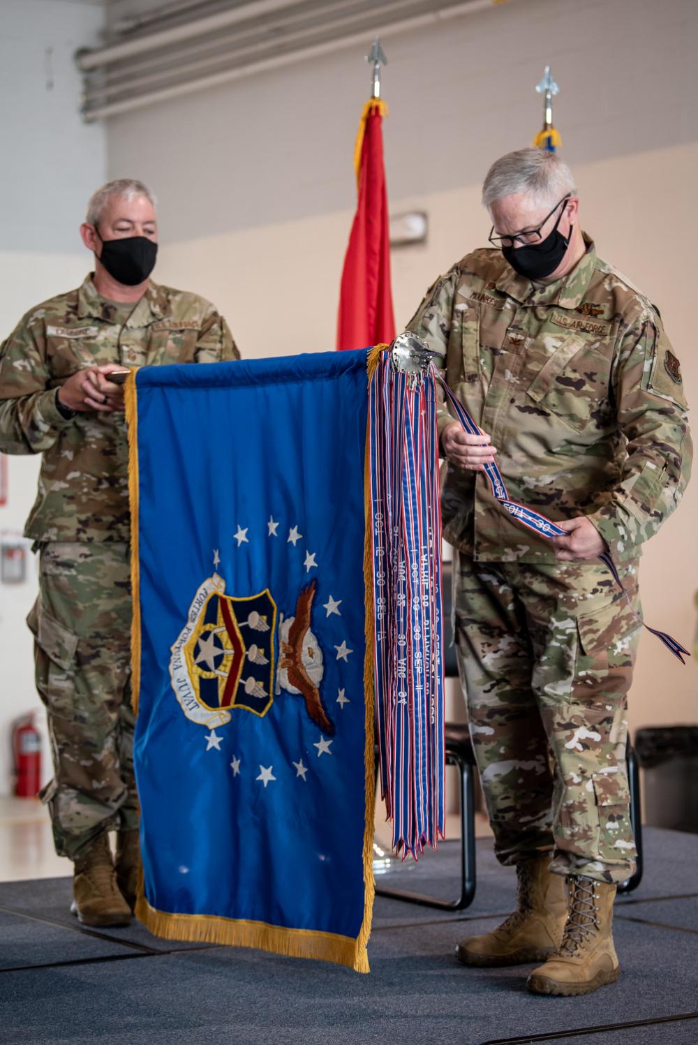 DVIDS - News - 123rd Airlift Wing earns 19th Air Force Outstanding Unit Award