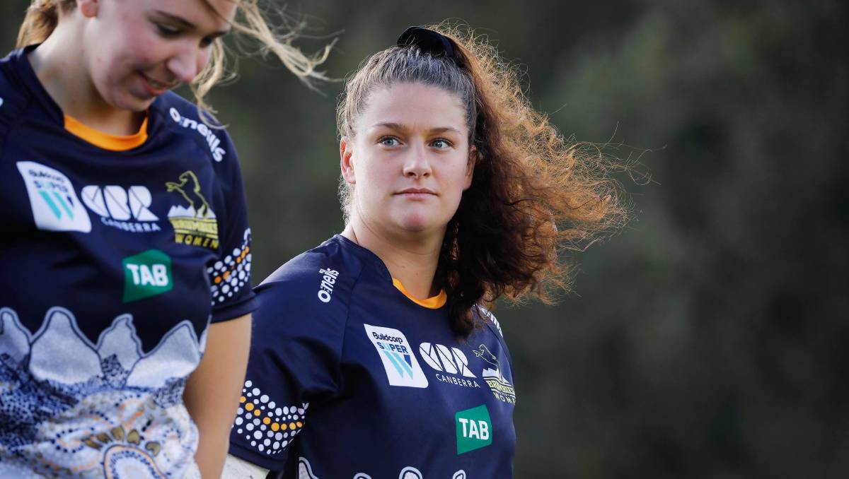 Inspirational Harriet Elleman opens up about her off-field battles with anxiety and mental health | South Coast Register